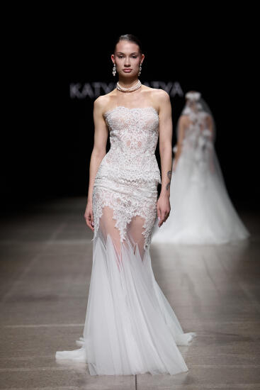 Kāzu kleitas RIGA FASHION WEEK – Katya Katya