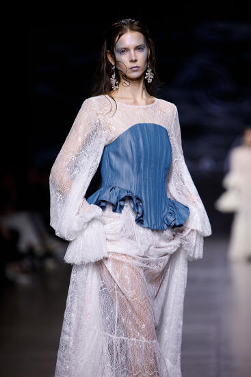 Kāzu kleitas RIGA FASHION WEEK - Novaliss