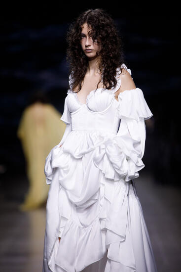 Kāzu kleitas RIGA FASHION WEEK - Novaliss