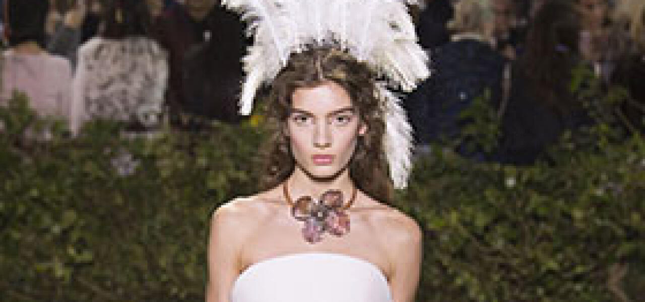Parīzes augstās modes nedēļa: Christian Dior skaistākie tērpi 