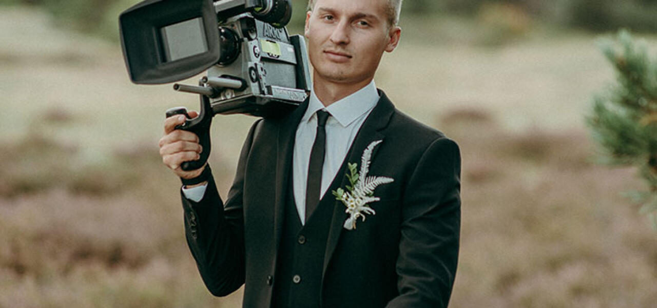 Jānis Upmalis. Videogrāfs, kas Latvijas kāzu video filmu kvalitāti pacēlis augstākā līmenī