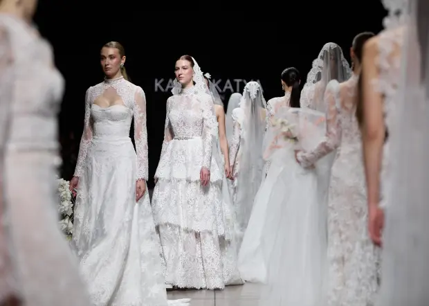 Kāzu kleitas RIGA FASHION WEEK – Katya Katya