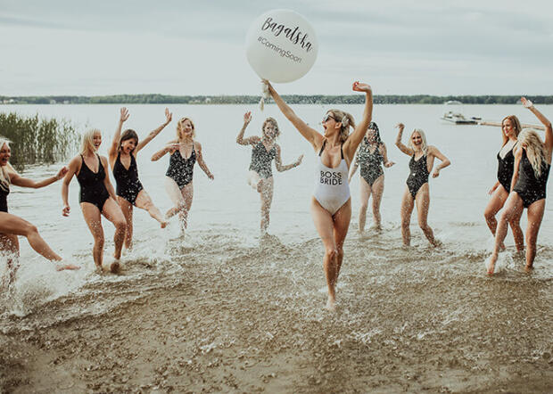 Gunas vecmeitu ballīte Baltvillā