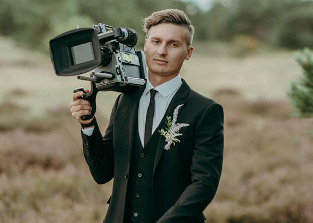 Jānis Upmalis. Videogrāfs, kas Latvijas kāzu video filmu kvalitāti pacēlis augstākā līmenī