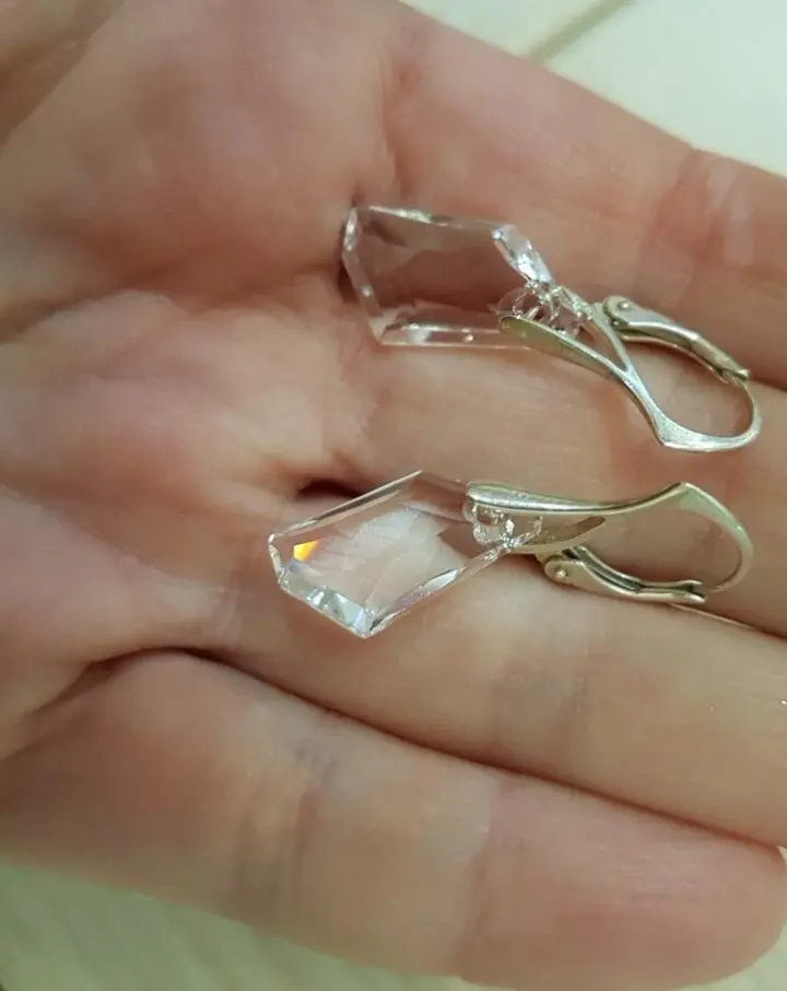 Auskari ar Swarovski