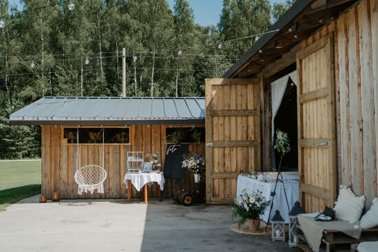 Svinību vieta “Eglītes”