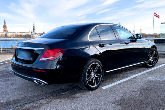 LUXRENT
