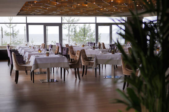 View Restaurant & Lounge