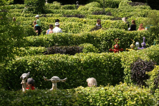 Beverīnas koka skulptūru labirinti un parks