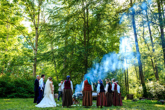 Remtes, Brocēnu un Saldus folkloras kopas