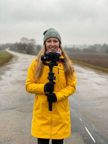 Yellow video