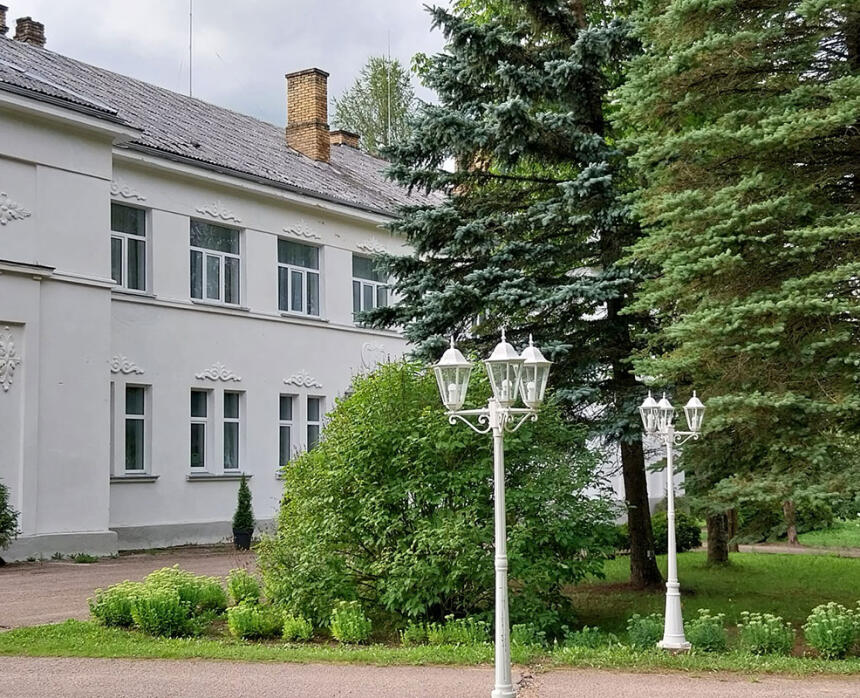 Apple Manor & Garden Complex – Silajāņu muiža