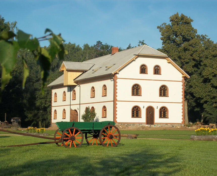 Ausekļu dzirnavas