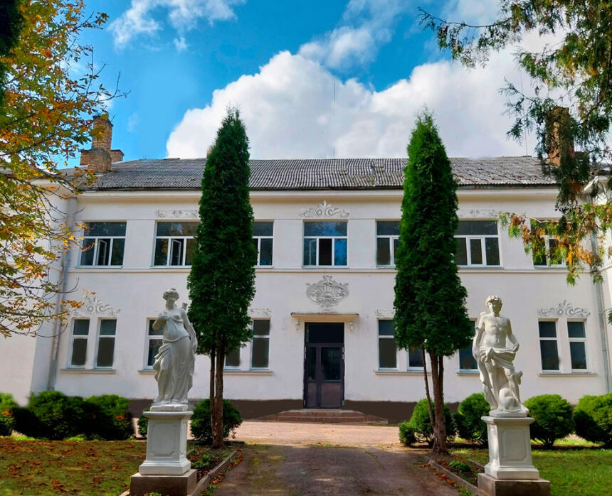 Apple Manor & Garden Complex – Silajāņu muiža