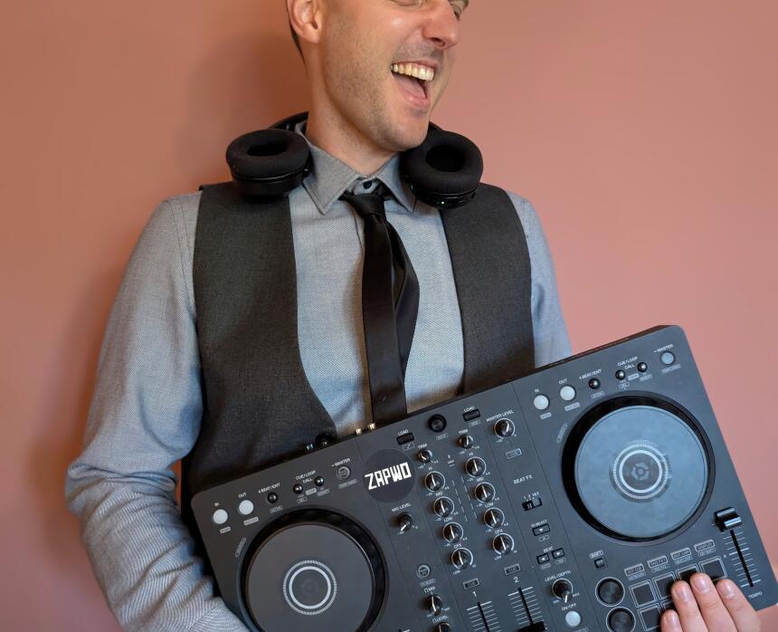 DJ ZapWo