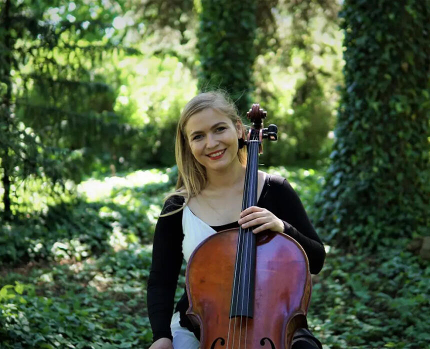 Arta Abaroniņa