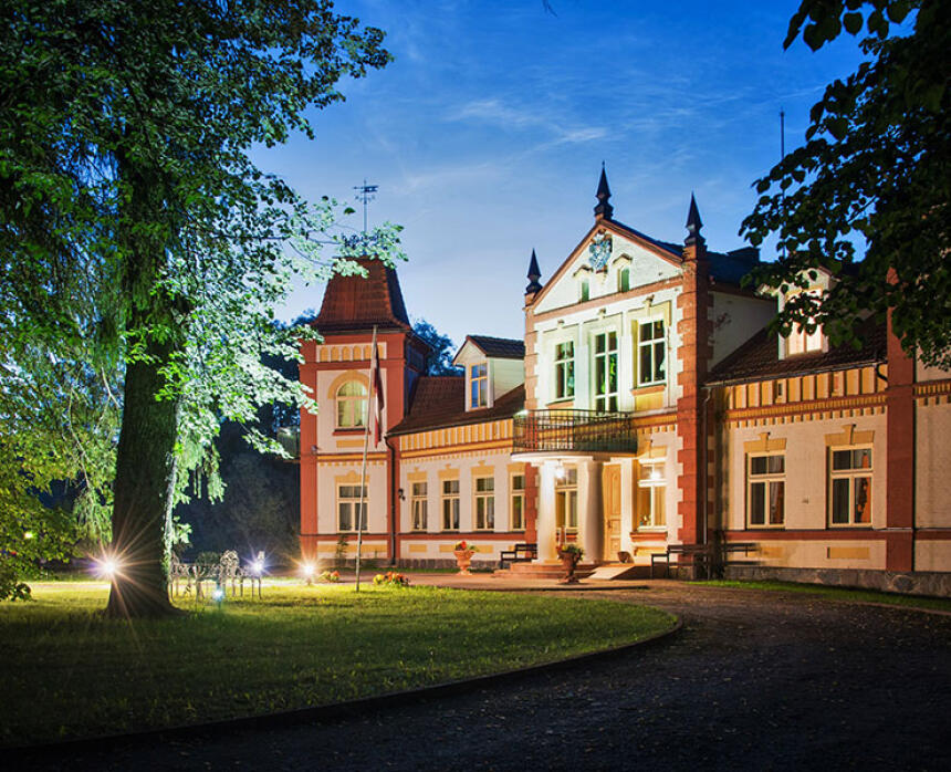 Mārcienas muiža