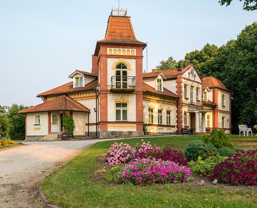 Mārcienas muiža
