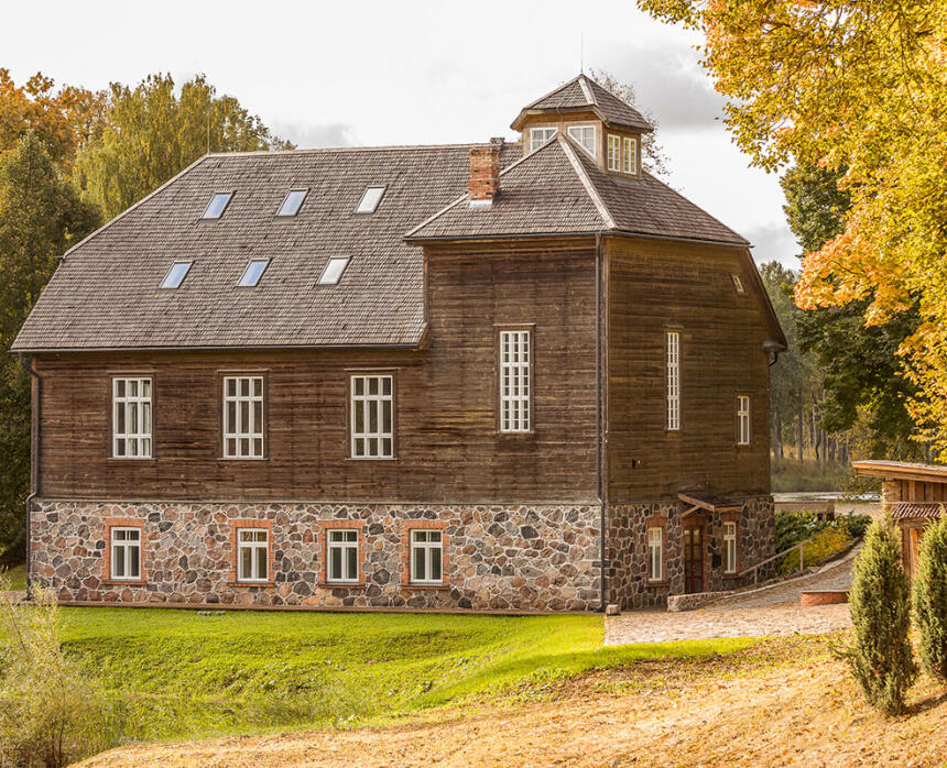 Mujānu biedrības nams