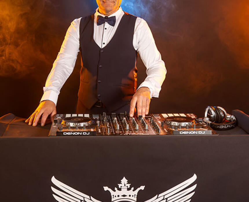 DJ Gunchs