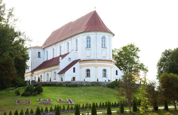 Skaistkalnes Romas katoļu baznīca