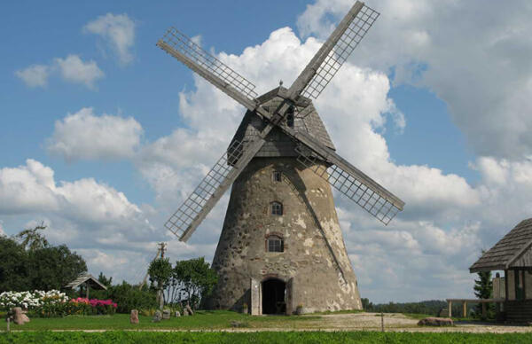 Āraišu vējdzirnavas