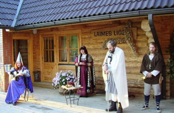 Viduslaiku kāzu spēlmaņi