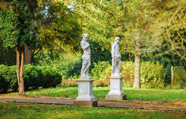 Apple Manor & Garden Complex – Silajāņu muiža