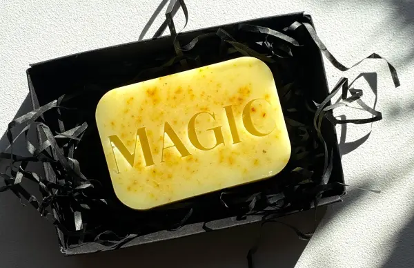 Elizabete Soap Art