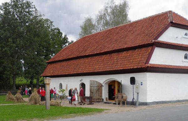 Padures muižas klēts